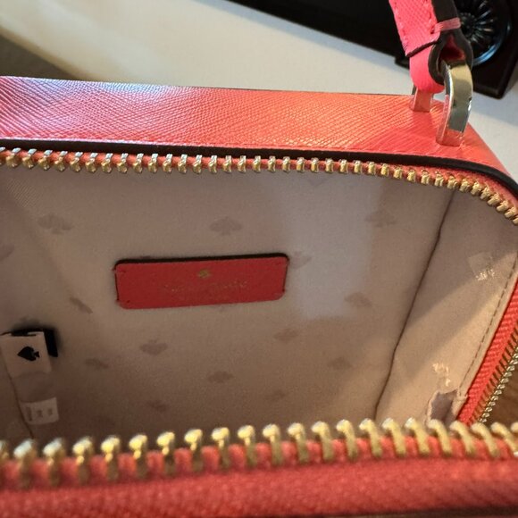 Kate Spade Daisy Vanity Case Crossbody — Hot Pink - Picture 8 of 10